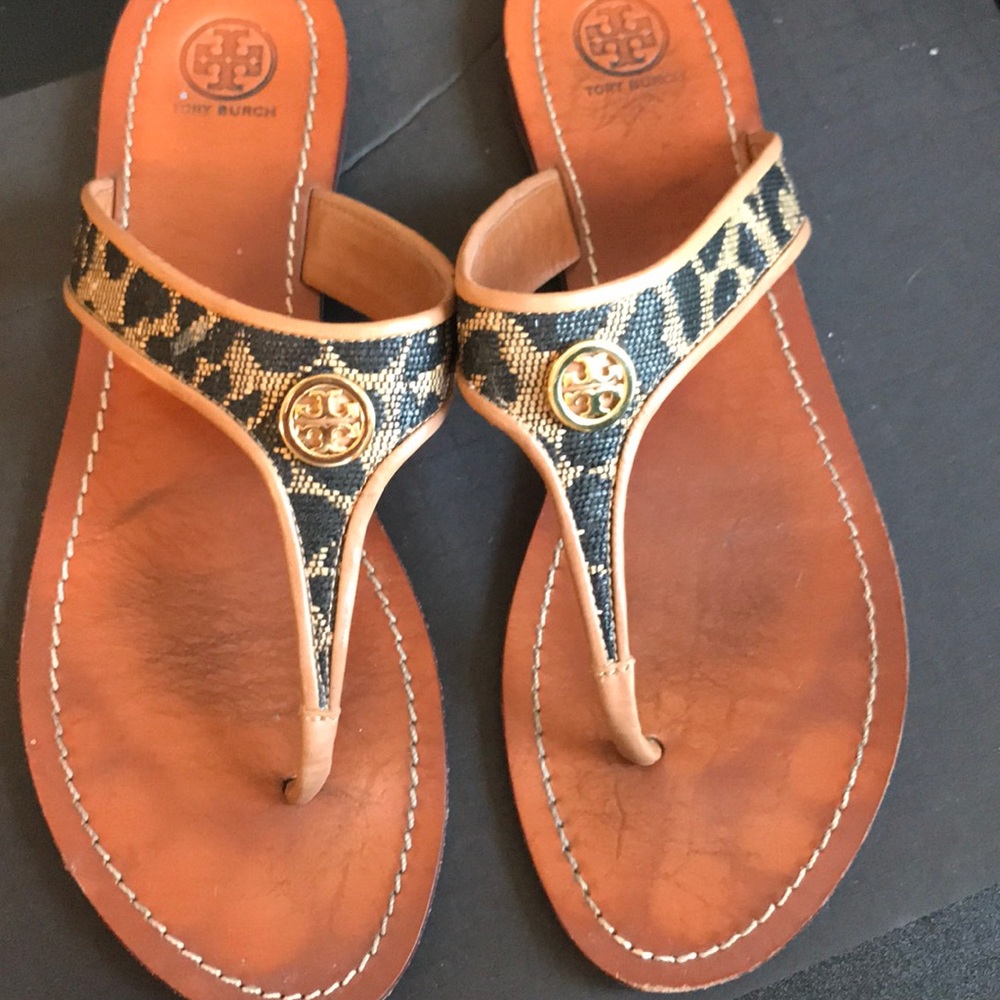 Tory Burch thong sandals size 11 cheetah print